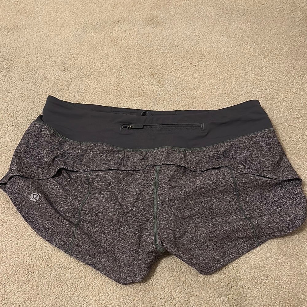 Lululemon Athletica Gray Athletic Shorts with Elastic Waistband